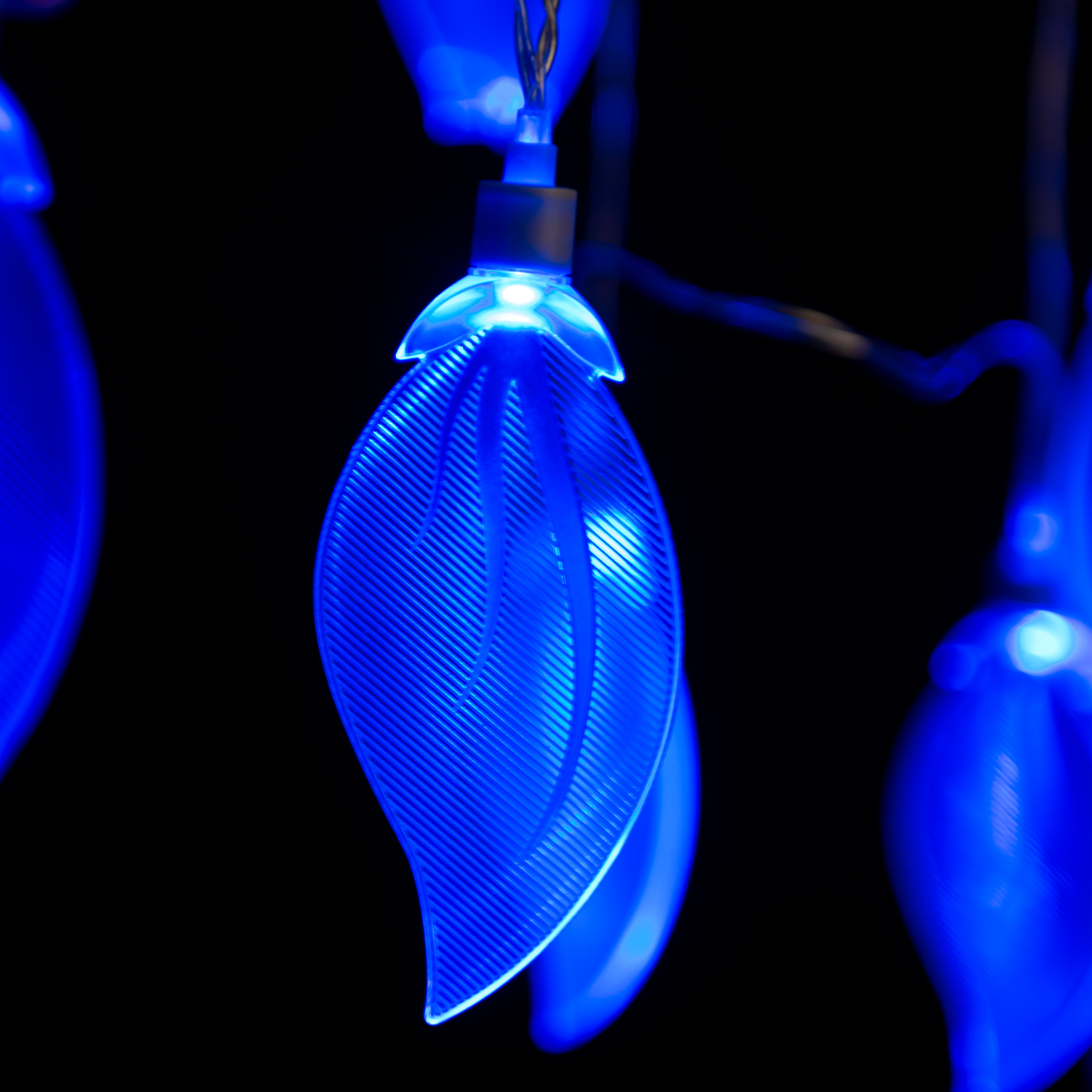 Leaf Blade LED String Lights | American Good Design Award